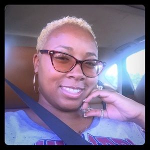 Meet your Posher, Shannon